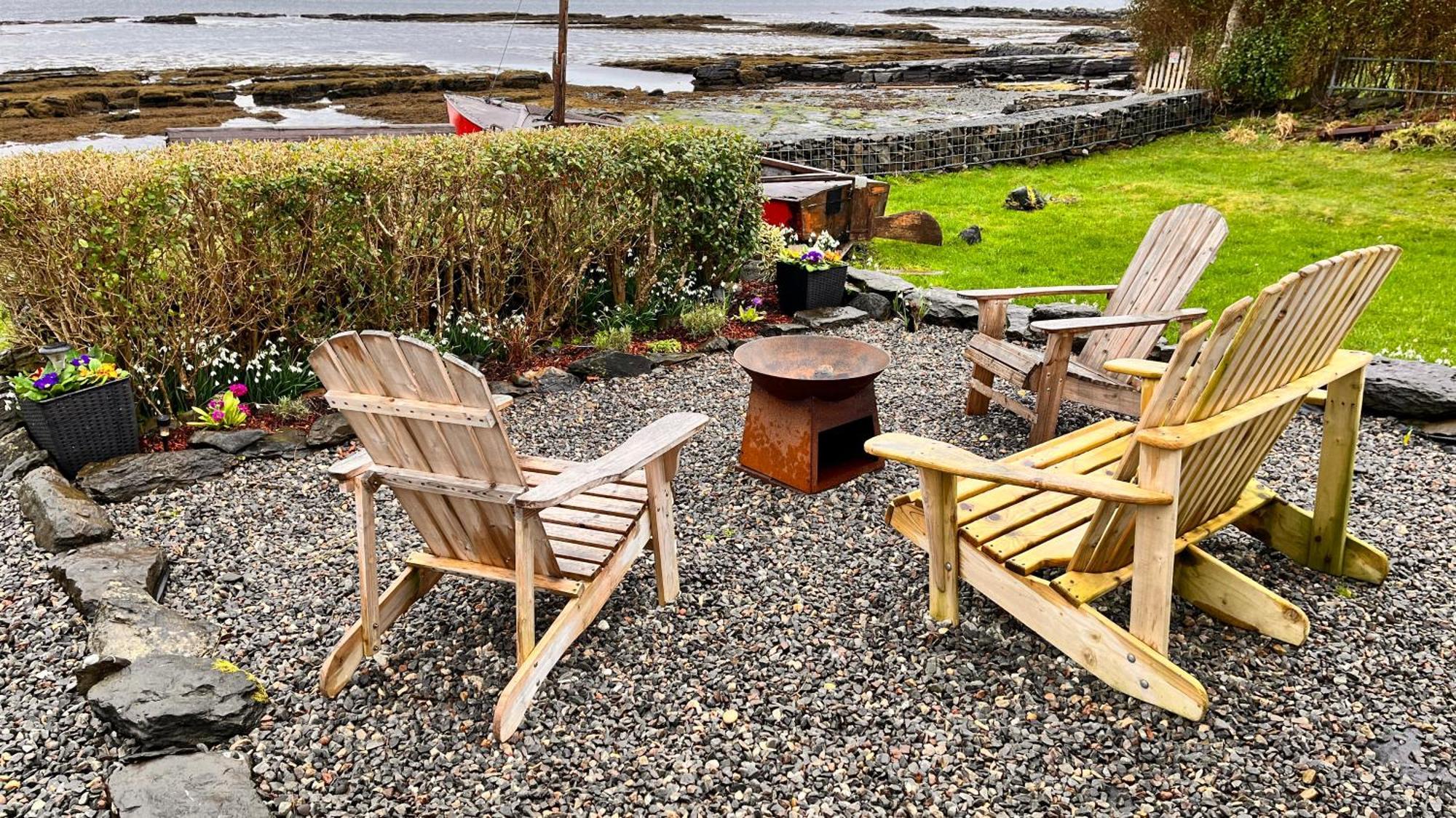 Carnmhor, Isle Of Skye - Stunning 242 Year Old Cottage On Its Own Sea Shore! Breakish Extérieur photo