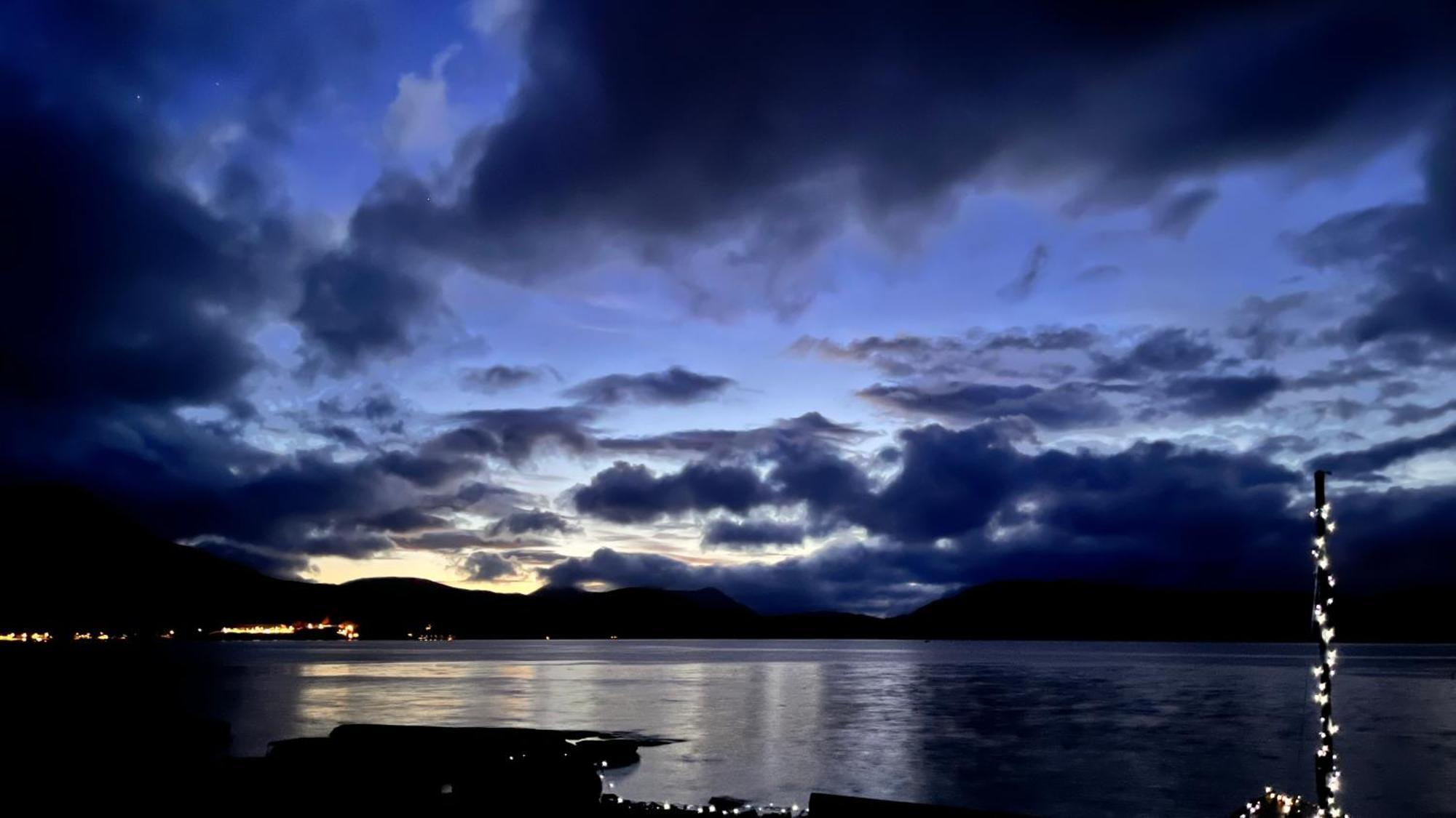 Carnmhor, Isle Of Skye - Stunning 242 Year Old Cottage On Its Own Sea Shore! Breakish Extérieur photo